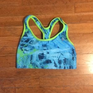 Sports bra